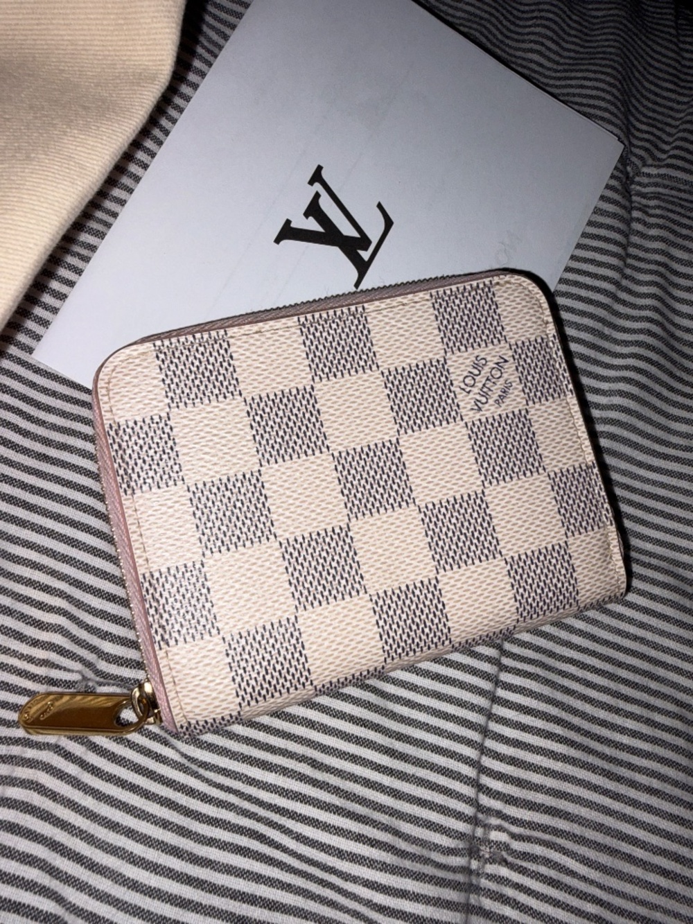 Louis Vuitton Damier Azur zippy wallet - Picture 12 of 14